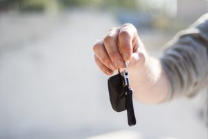Syarat dan Ketentuan Sewa Mobil Lepas Kunci yang Harus Anda Ketahui